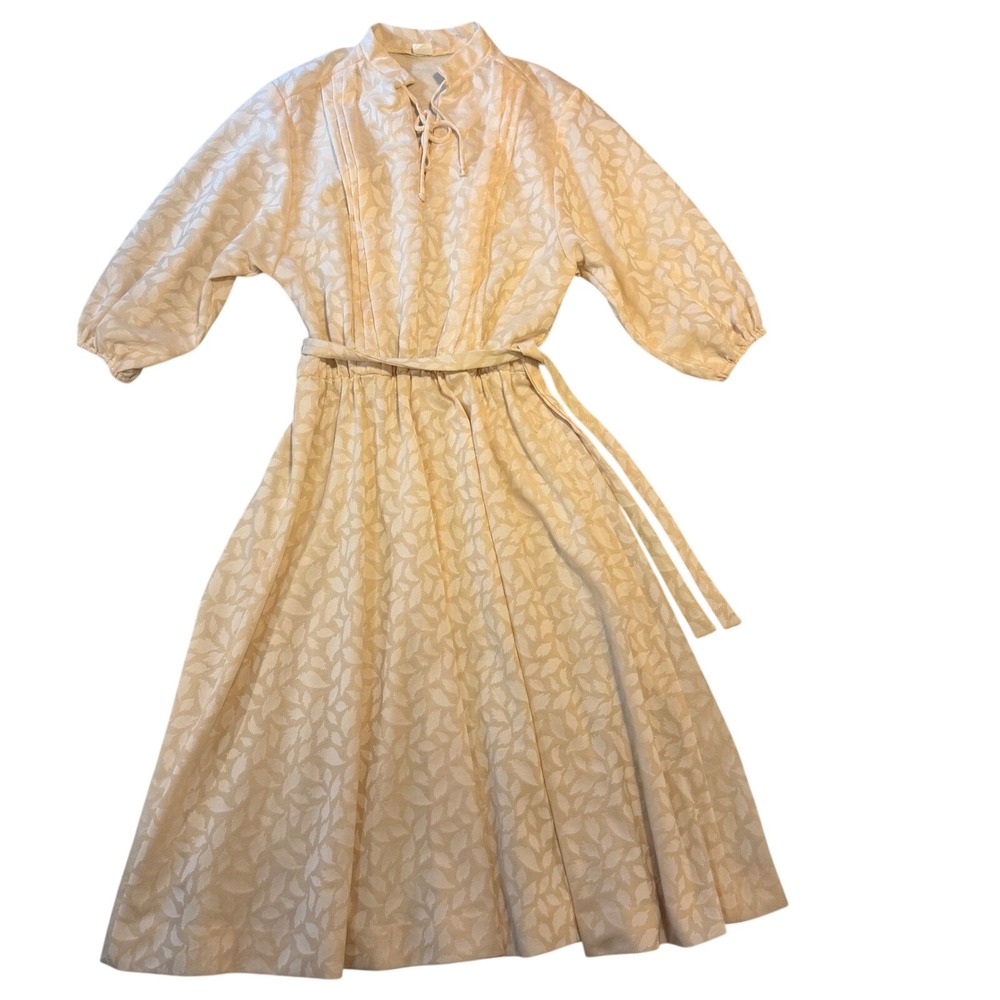 Vintage 70s Leaf‎ Jacquard Midi Dress Peach Cream Tie Neck Puff Sleeve Belted